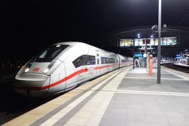 ICE 4 Berlin Hauptbahnhof