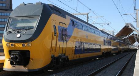 NS Double decker train